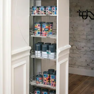 KESSEBÖHMER DISPENSA Arena Classic väljat. üksus H1600-1900mm, 600mm kappi, korivd 5tk, kroom-valge