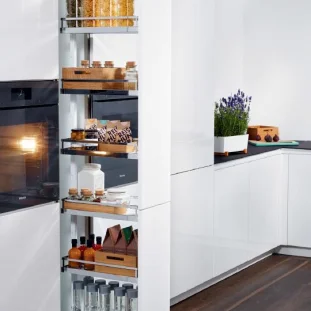 KESSEBÖHMER DISPENSA Arena Style väljat. üksus H1900-2300mm, 300mm kappi, korvid 6tk, kroom-valge